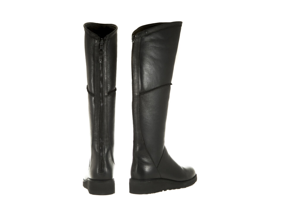 Ž.ČIZMICA 1621012442BLK-UGG