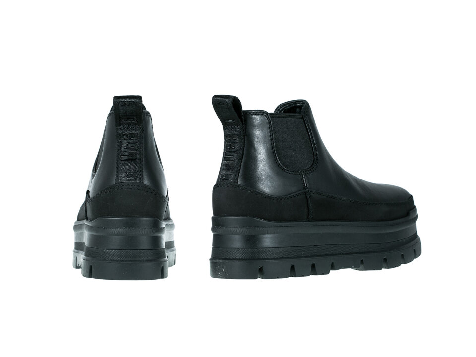 Ž.PLČ. 2221130490BLK -UGG Merina