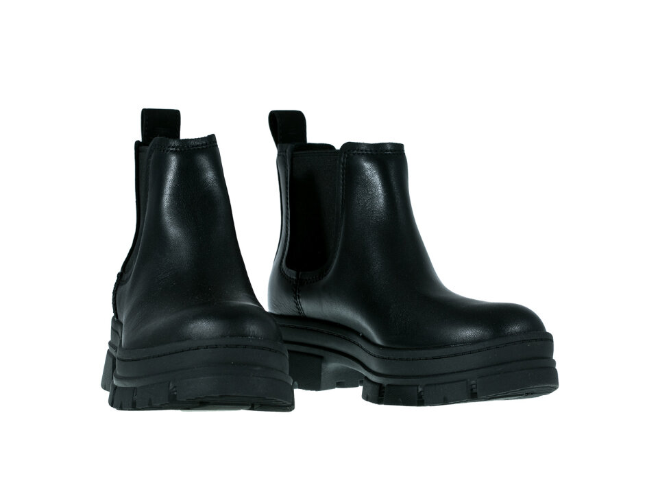 Ž.PLČ. 2221133894BLK -UGG