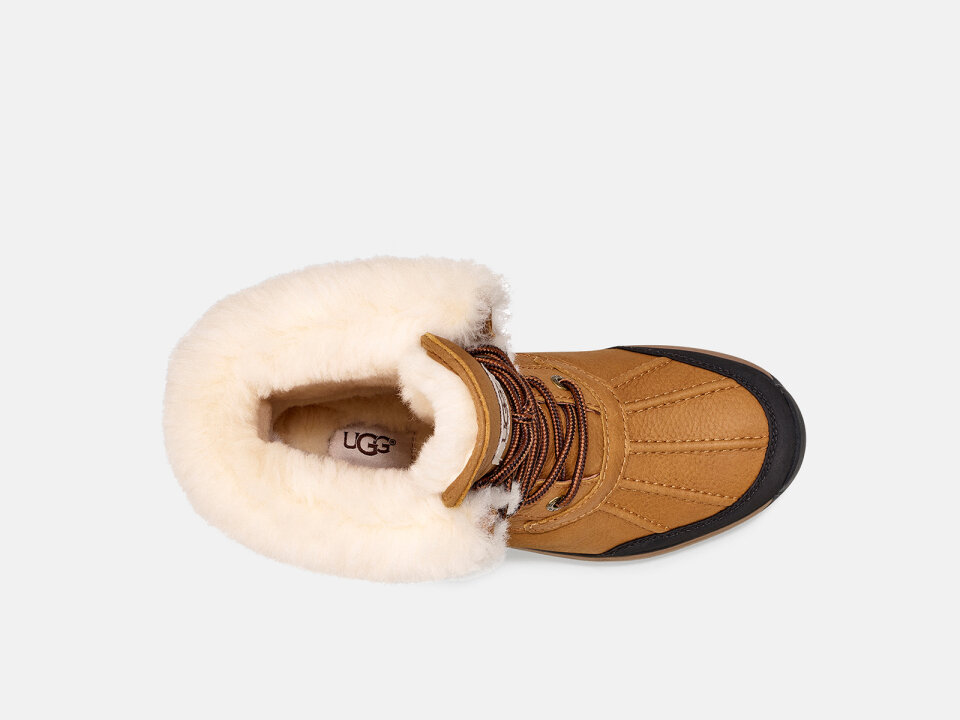Ž.PLČ. 2321095141CHR -UGG