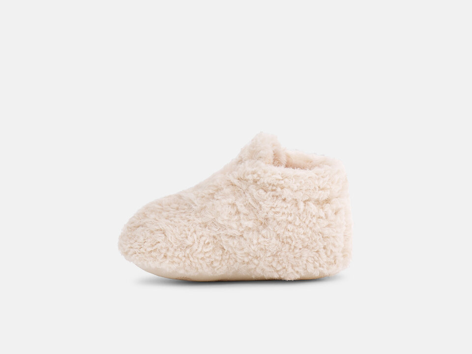 DJ.PAP. 2421121045INC -UGG