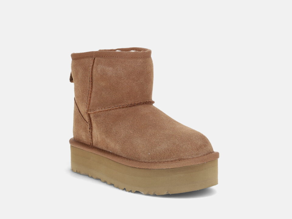 DJ.PLČ. 2421143700KCH -UGG