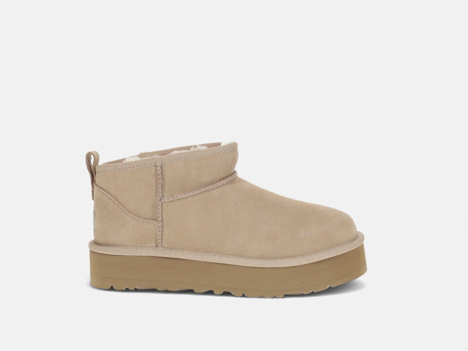 POLUČIZ. 2421157791KSA -UGG