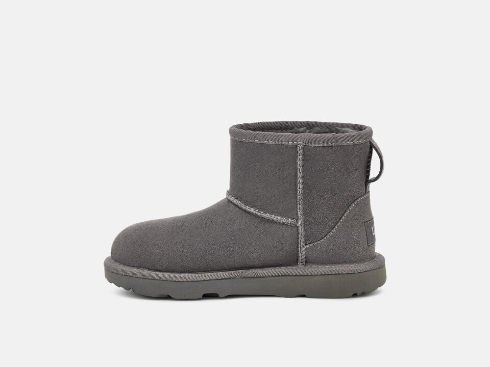 DJ.PLČ. 2421017715KGY -UGG