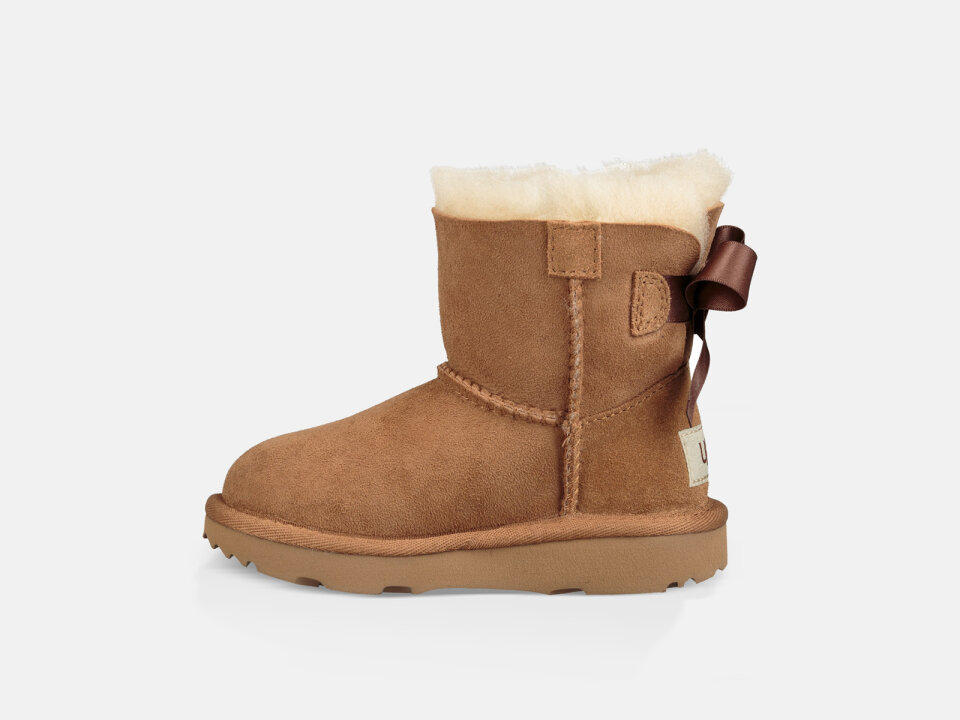 DJ.PLČ. 2521017397TCH -UGG