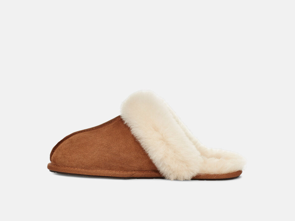 Ž.PAP. 2521106872CHE -UGG