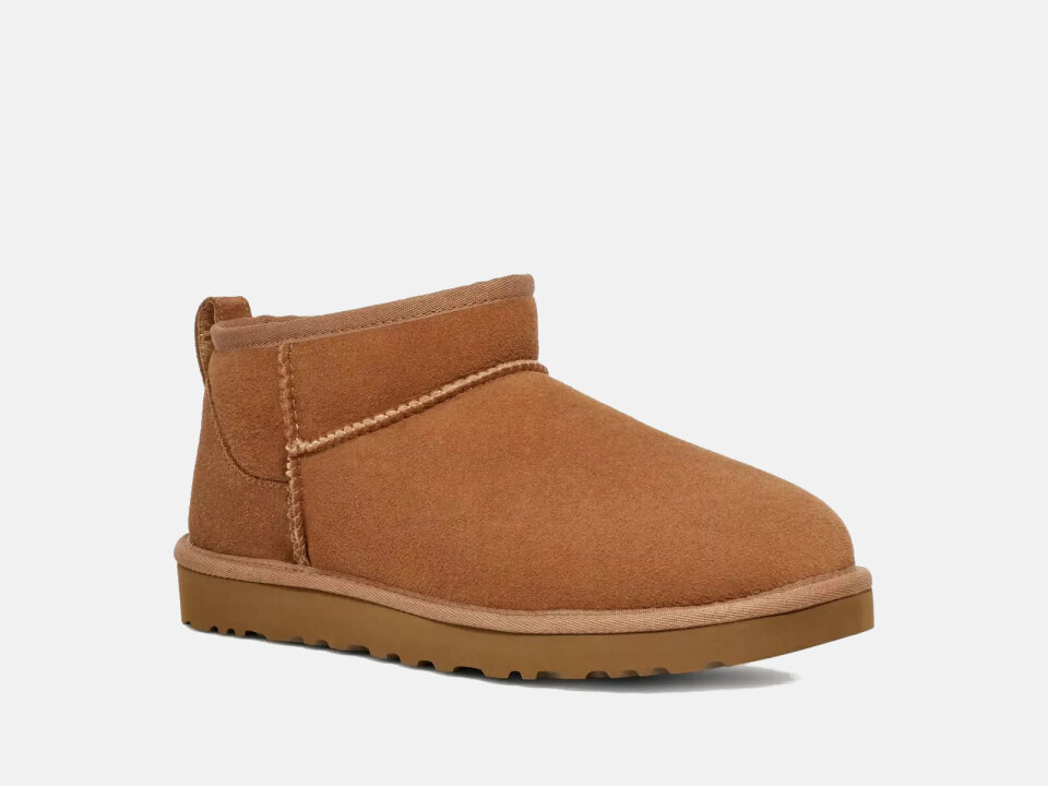 POLUČIZ. 2521137391CHE -UGG