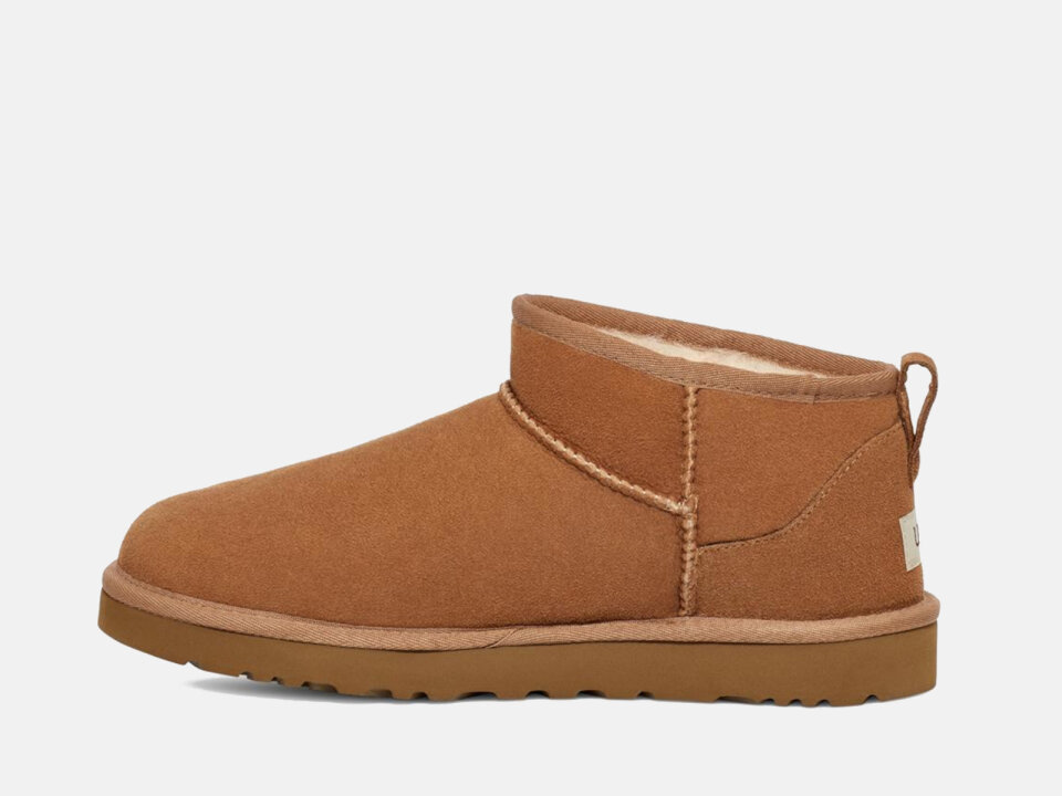 POLUČIZ. 2521137391CHE -UGG