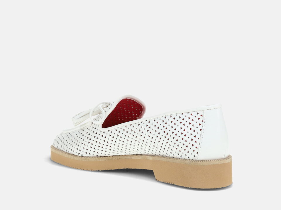 Ž.MOK. 252000P846WHT -R.LOY