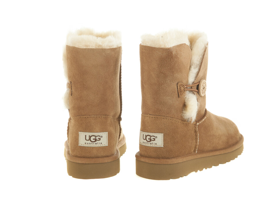 DJ.POLUČ. 5991KCHE - UGG